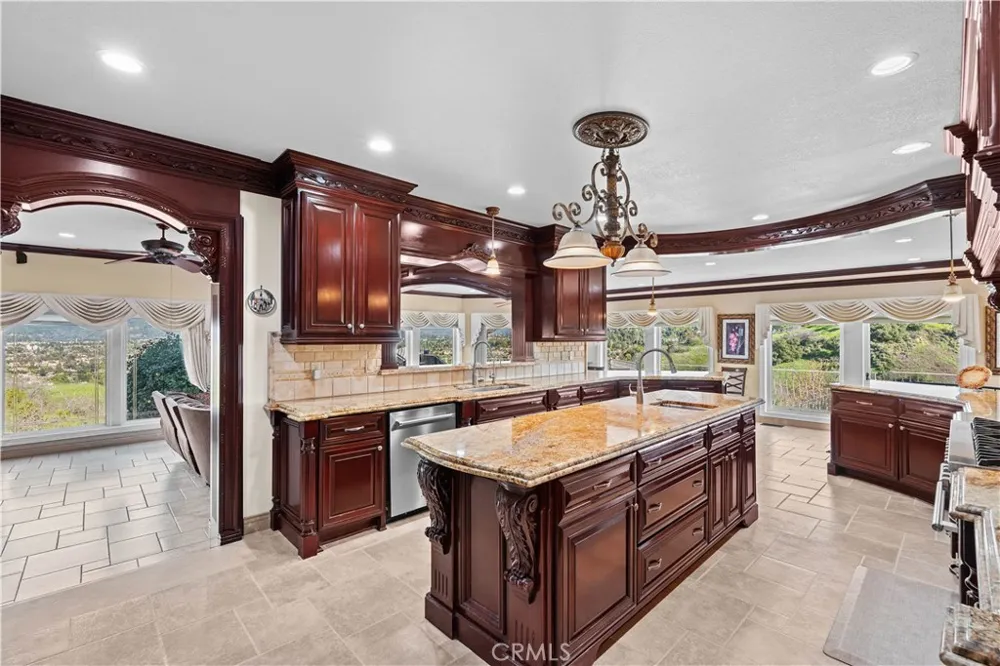 1603 Calle Cristina San Dimas, CA 91773