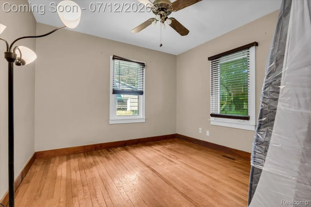624 Prospect Road Ypsilanti City, MI 48198