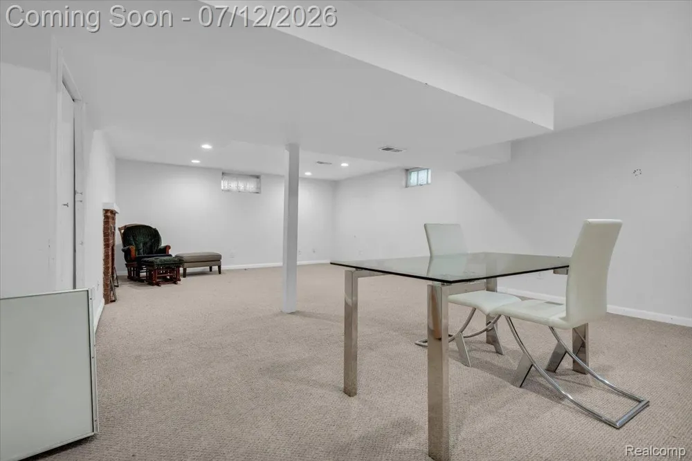 624 Prospect Road Ypsilanti City, MI 48198