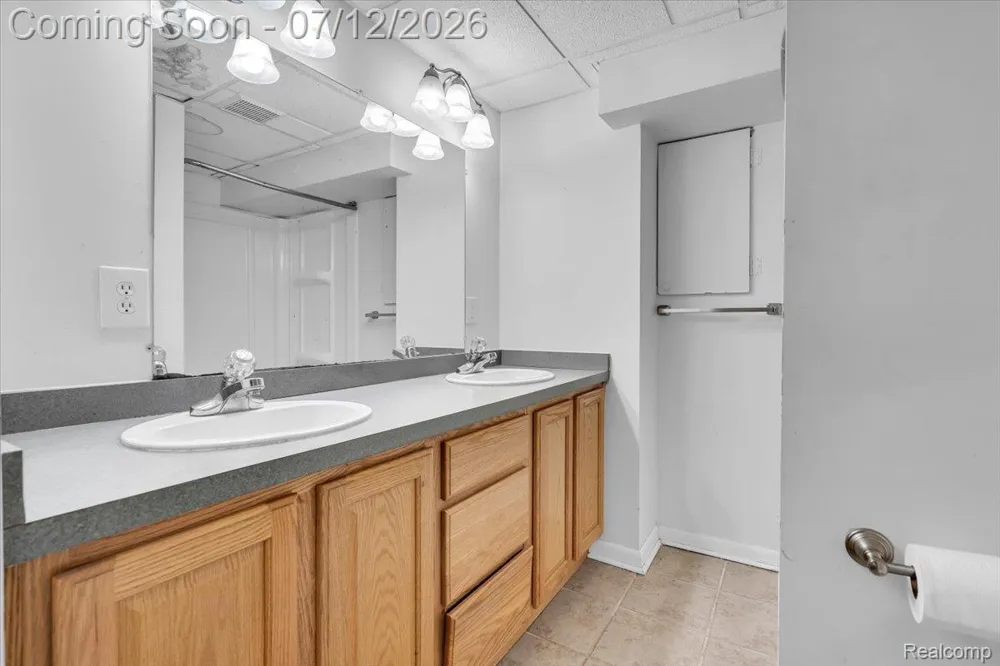 624 Prospect Road Ypsilanti City, MI 48198