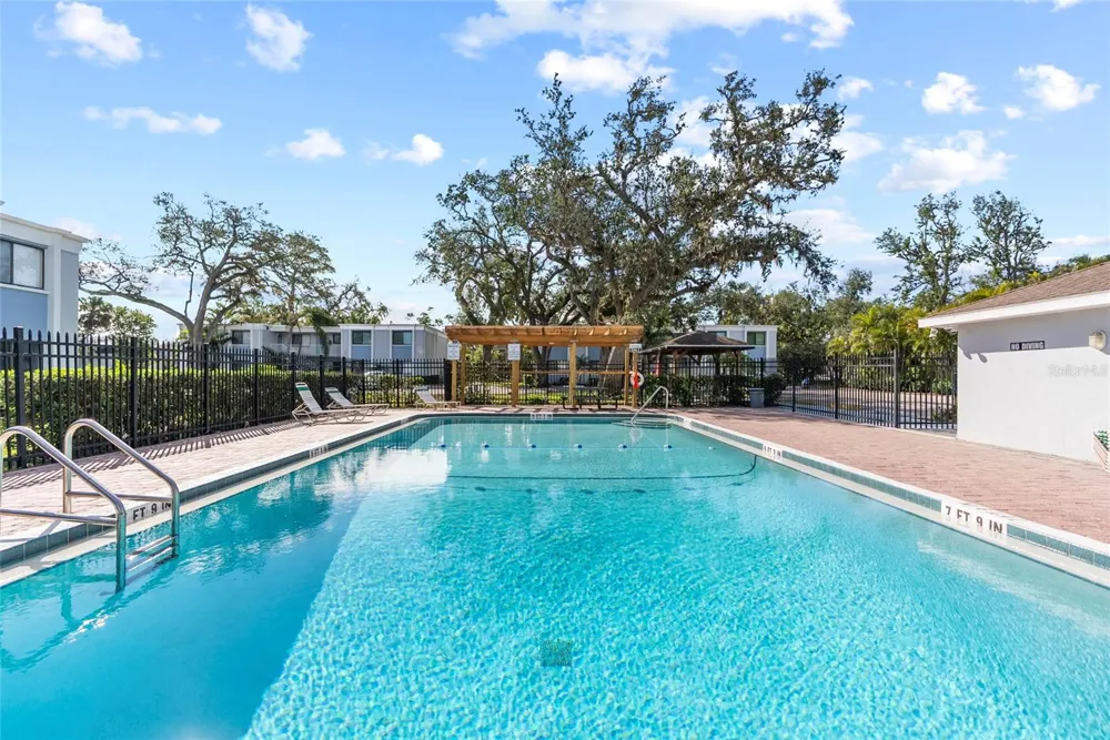 5310 26TH STREET W #304 Bradenton, FL 34207