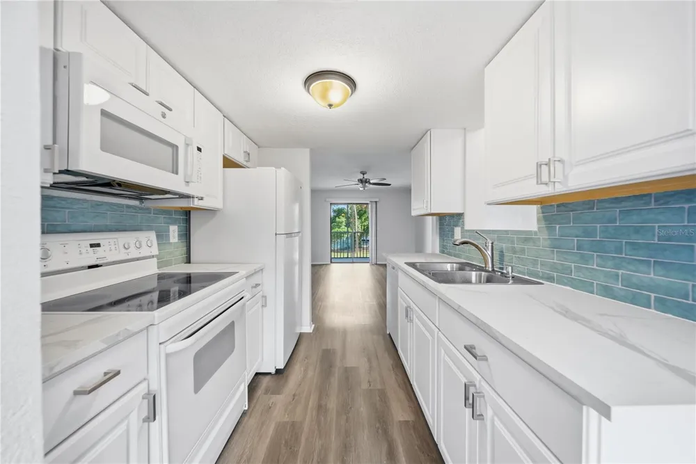 5310 26TH STREET W #304 Bradenton, FL 34207