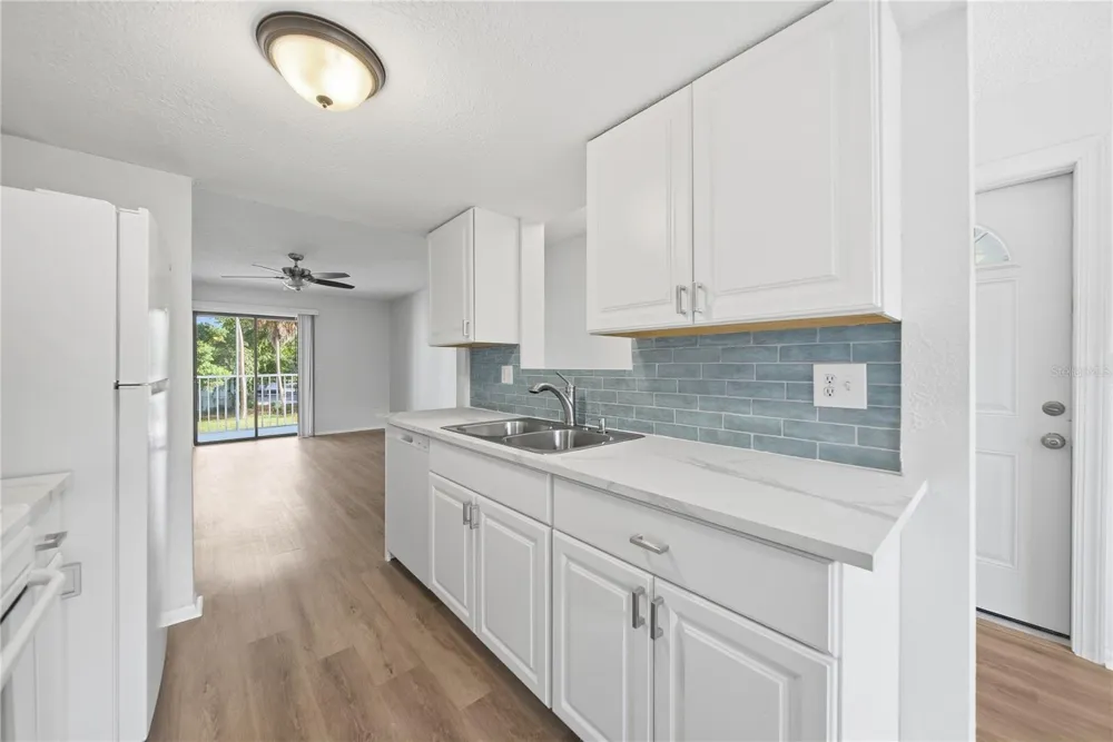 5310 26TH STREET W #304 Bradenton, FL 34207