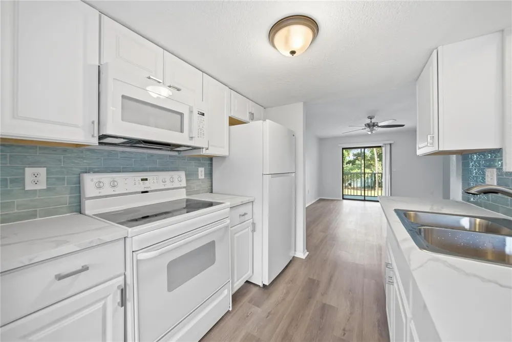 5310 26TH STREET W #304 Bradenton, FL 34207