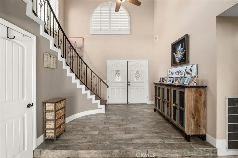 13520 Sea Gull Drive Victorville, CA 92395