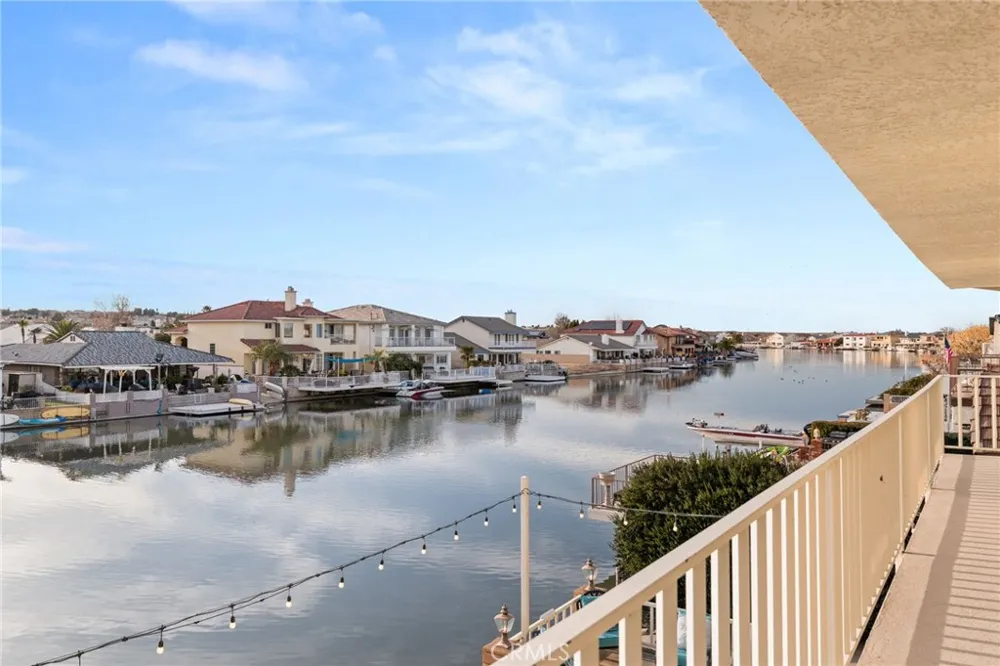 13520 Sea Gull Drive Victorville, CA 92395