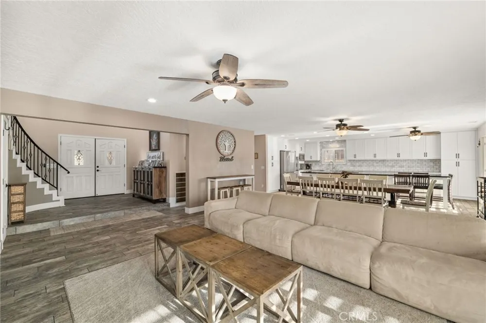 13520 Sea Gull Drive Victorville, CA 92395