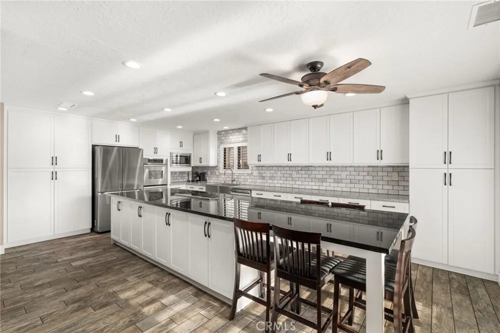 13520 Sea Gull Drive Victorville, CA 92395