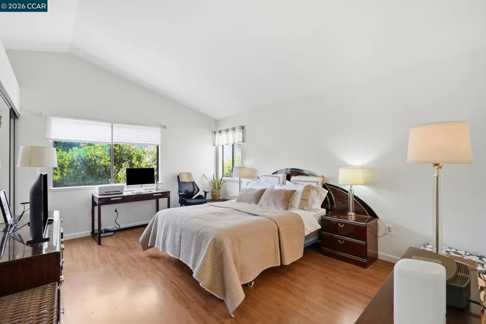 1032 Burnham Dr Pittsburg, CA 94565