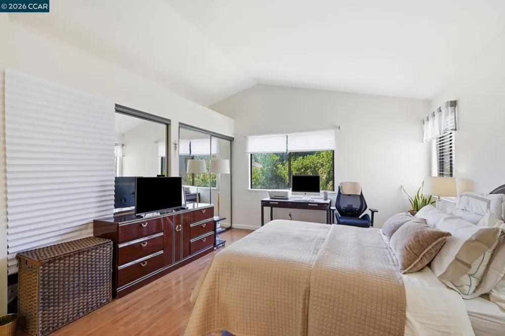 1032 Burnham Dr Pittsburg, CA 94565