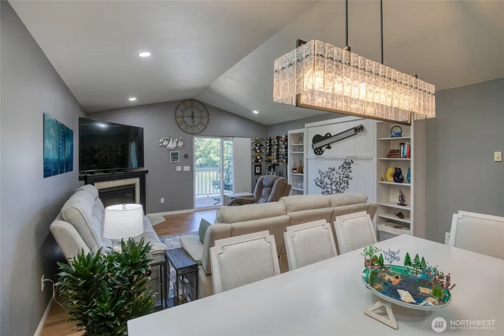 992 Point Brown Avenue SE #2 Ocean Shores, WA 98569