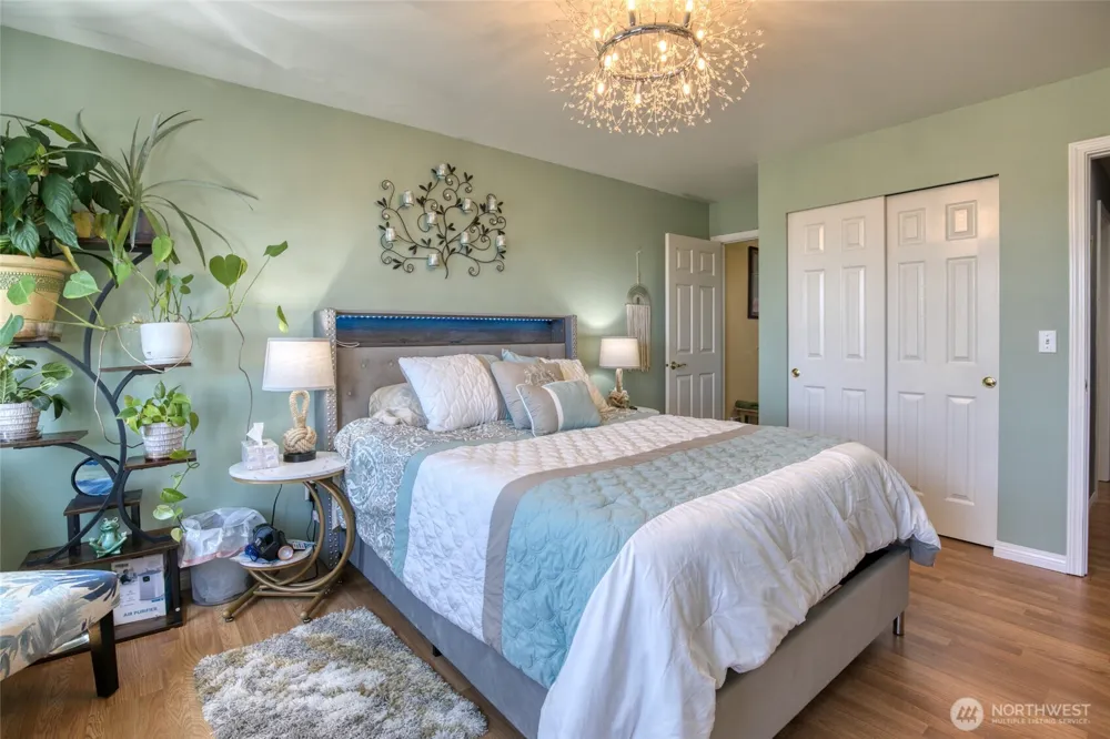 992 Point Brown Avenue SE #2 Ocean Shores, WA 98569