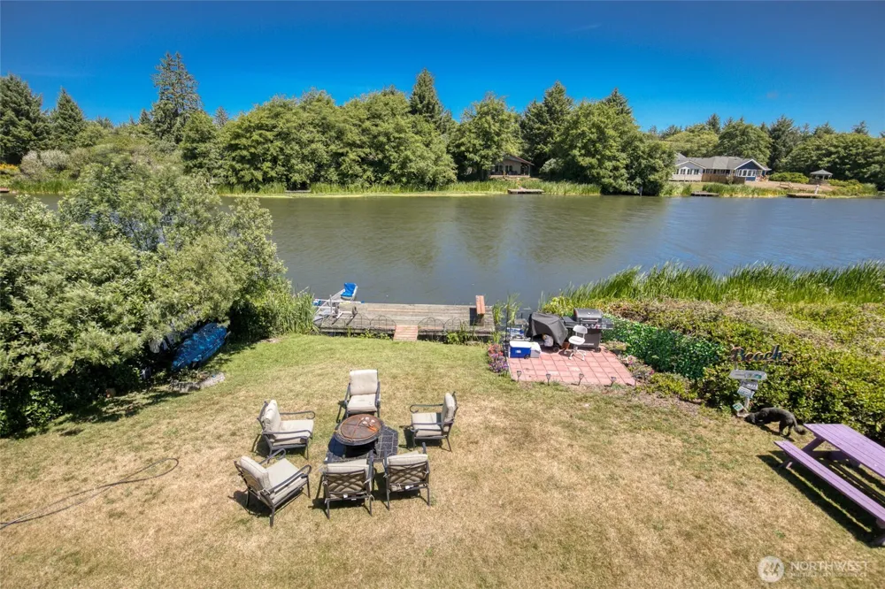 992 Point Brown Avenue SE #2 Ocean Shores, WA 98569