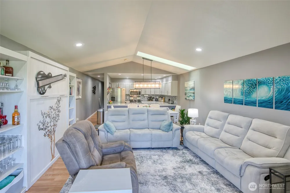 992 Point Brown Avenue SE #2 Ocean Shores, WA 98569