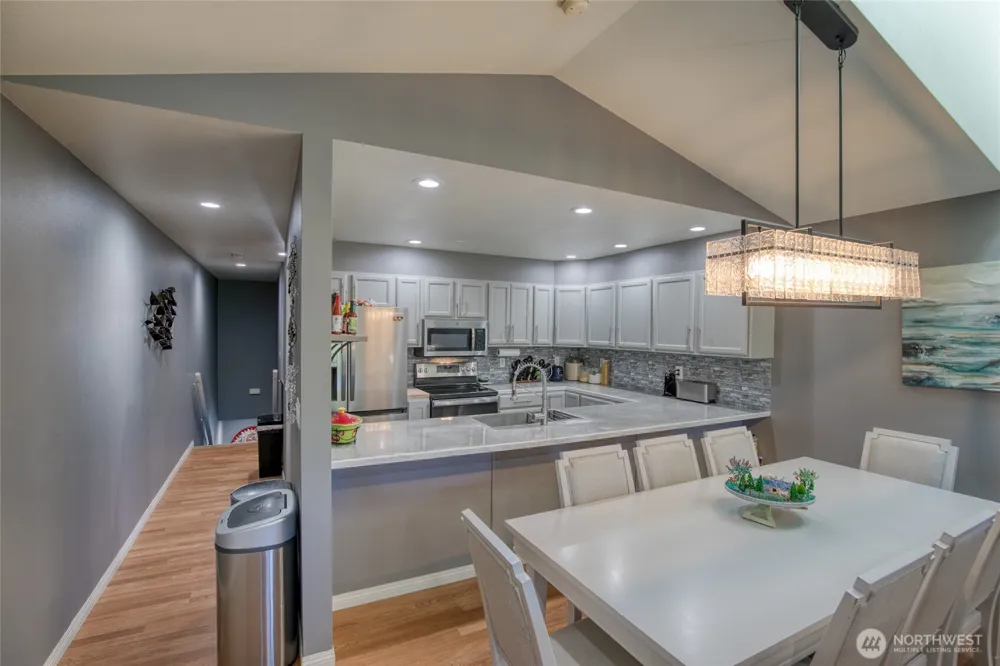 992 Point Brown Avenue SE #2 Ocean Shores, WA 98569