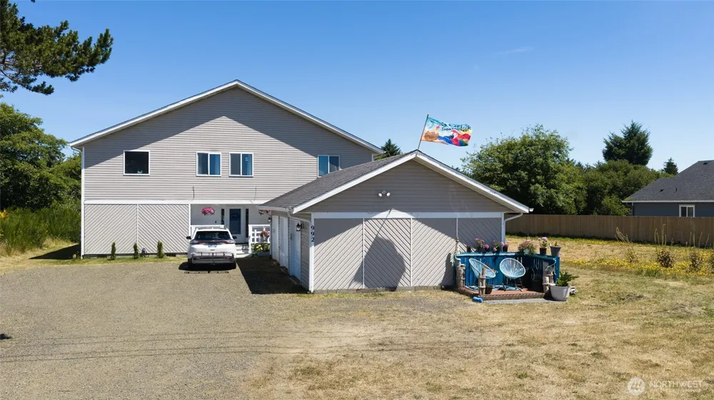992 Point Brown Avenue SE #2 Ocean Shores, WA 98569