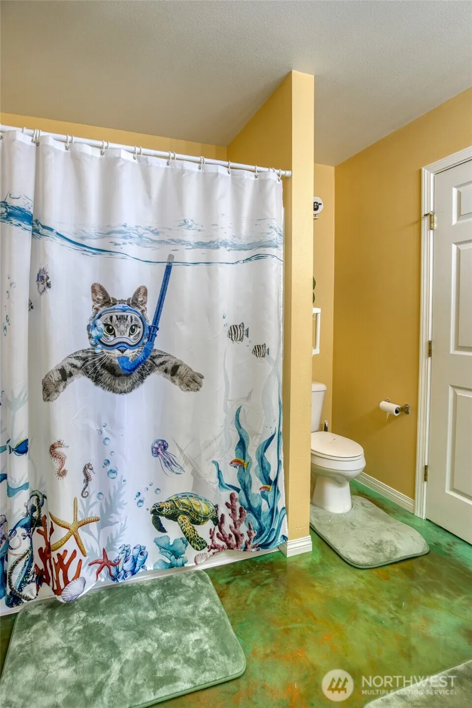 992 Point Brown Avenue SE #2 Ocean Shores, WA 98569