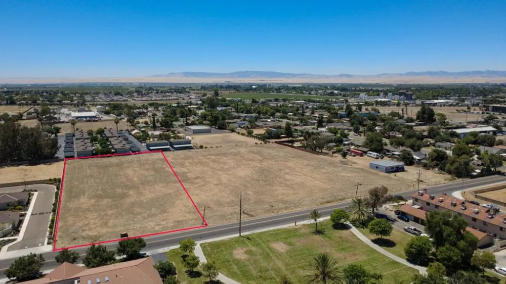 San Luis Los Banos, CA 93635