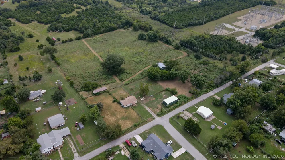 1421 S Cedar Street Bristow, OK 74010