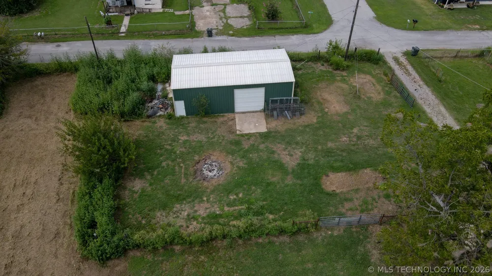 1421 S Cedar Street Bristow, OK 74010