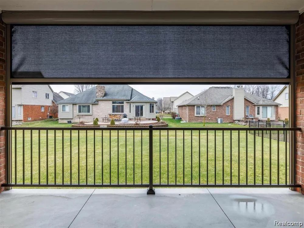 47705 Card Road Macomb Township, MI 48044