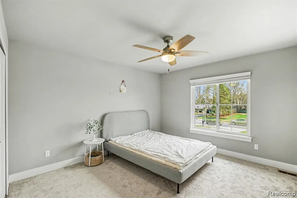 47705 Card Road Macomb Township, MI 48044