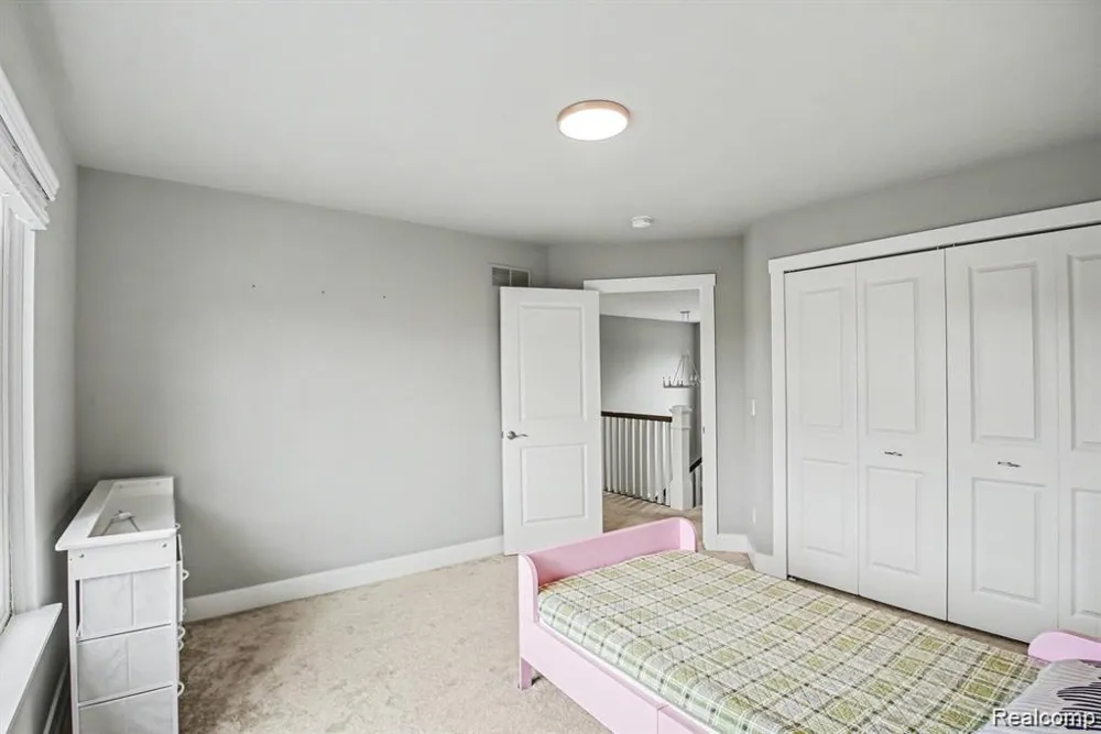 47705 Card Road Macomb Township, MI 48044