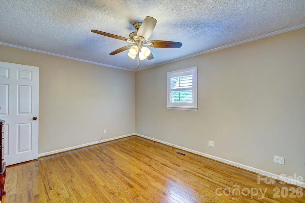 1014 Ranbar Street Cherryville, NC 28021