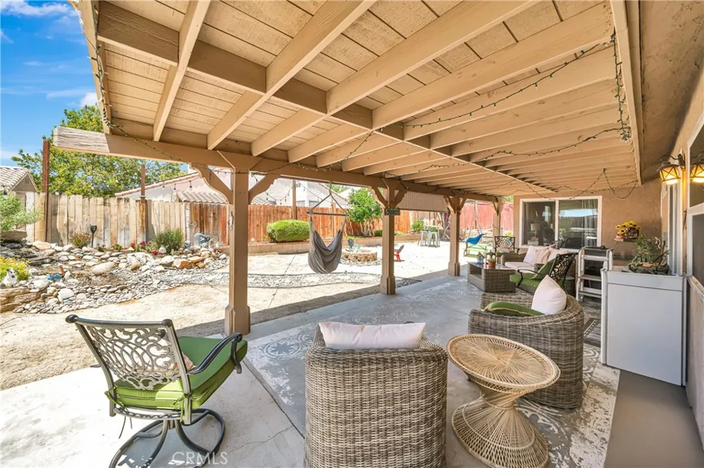 3419 Dakota Rosamond, CA 93560