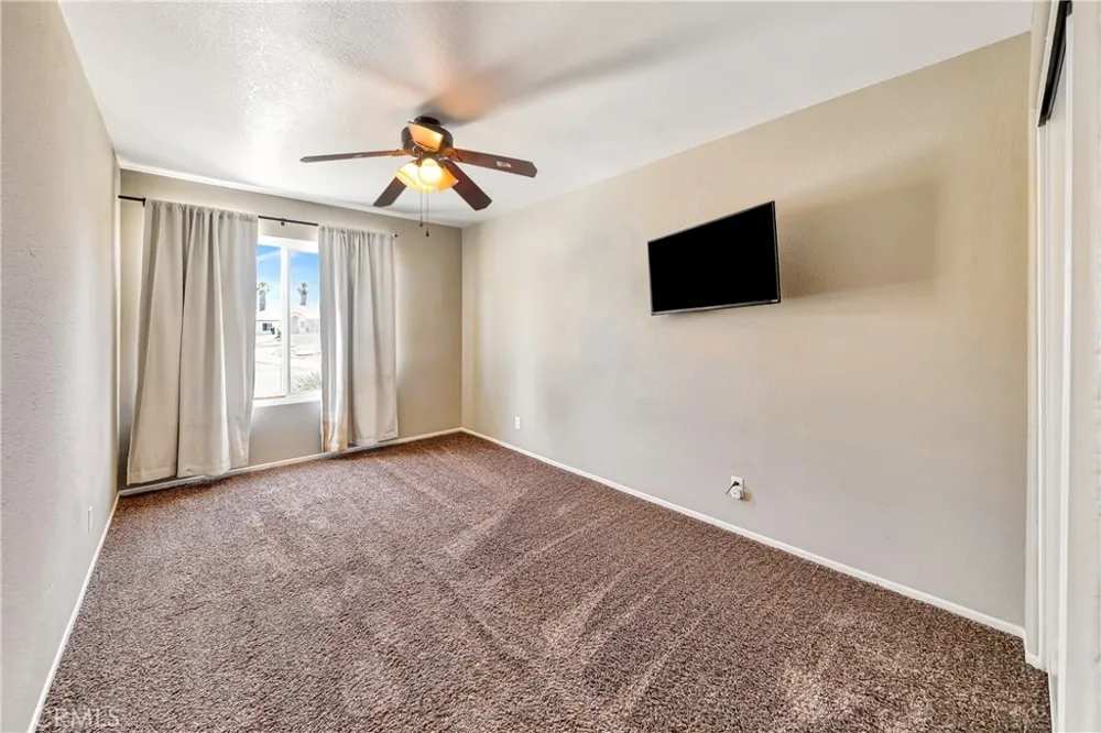 3419 Dakota Rosamond, CA 93560