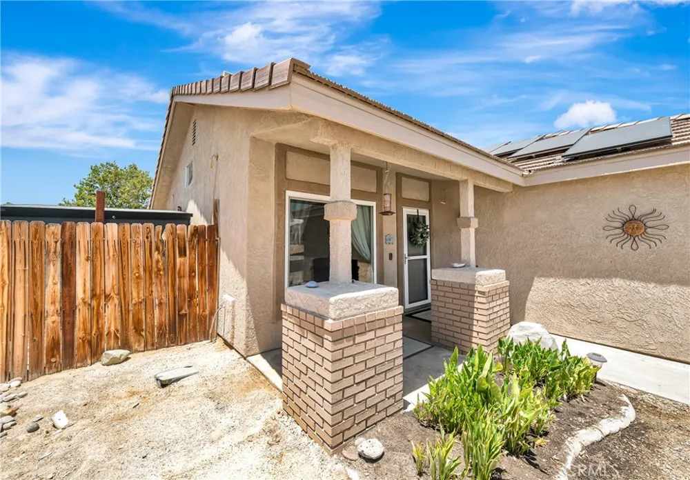 3419 Dakota Rosamond, CA 93560
