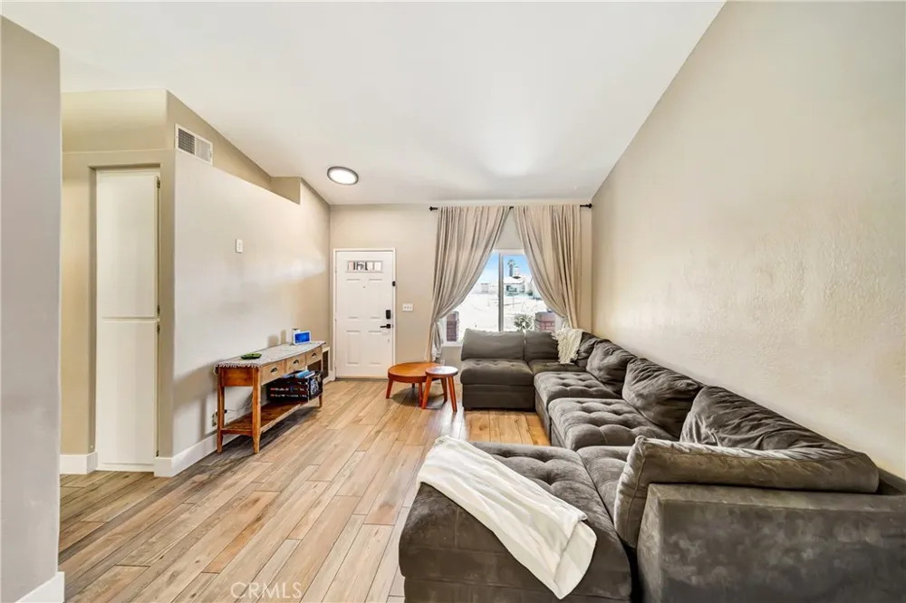 3419 Dakota Rosamond, CA 93560