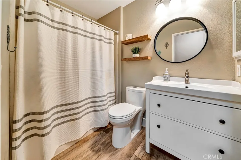3419 Dakota Rosamond, CA 93560