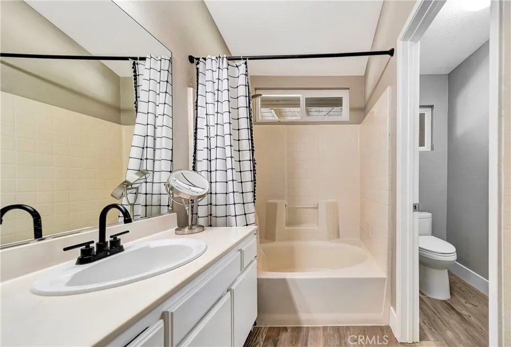 3419 Dakota Rosamond, CA 93560
