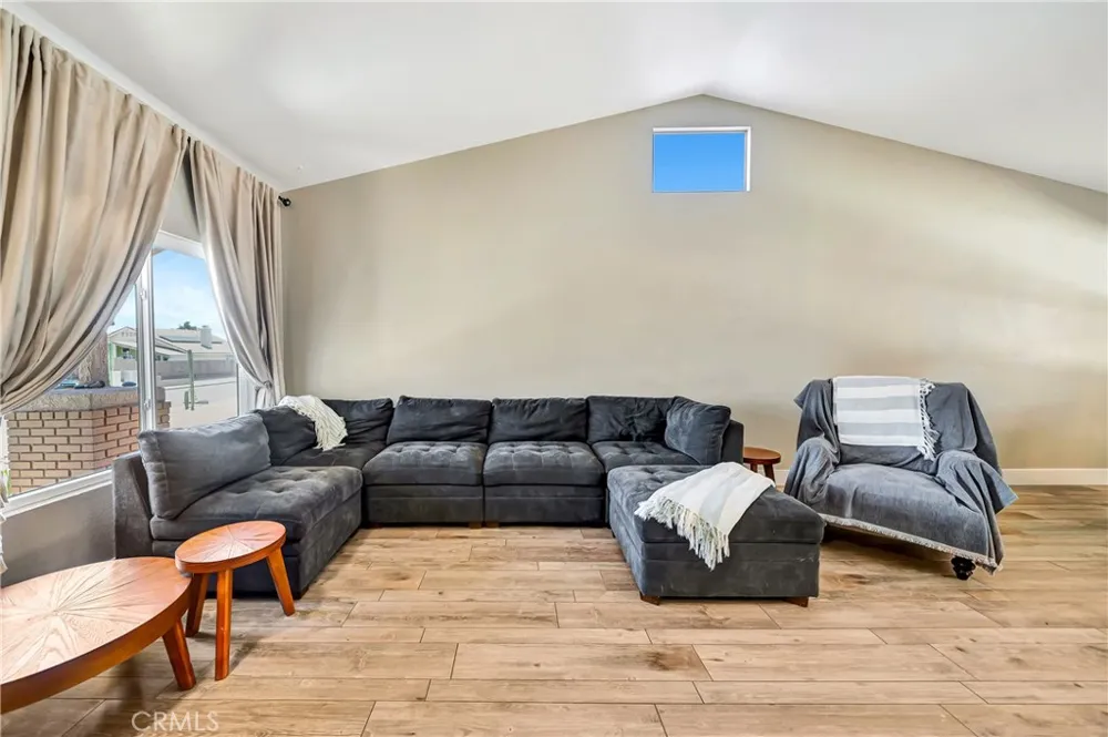 3419 Dakota Rosamond, CA 93560