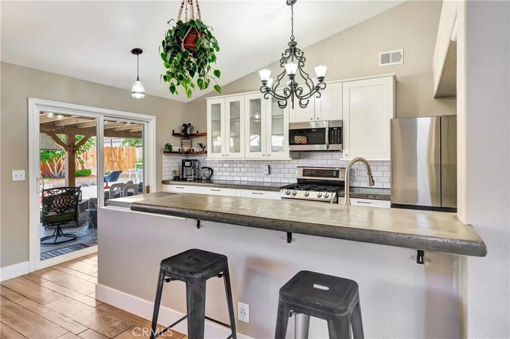 3419 Dakota Rosamond, CA 93560