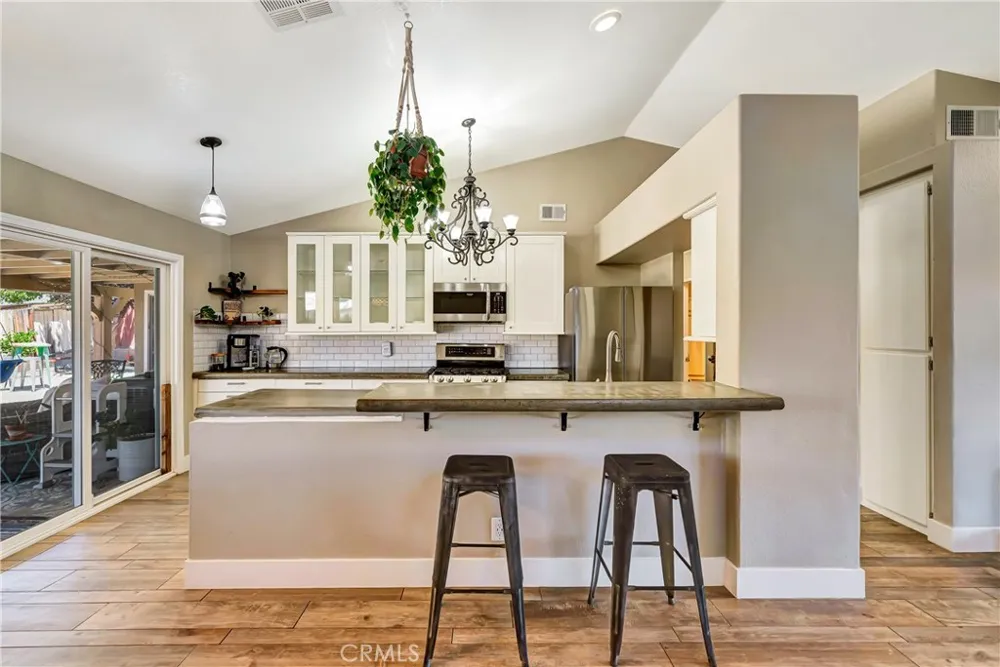 3419 Dakota Rosamond, CA 93560