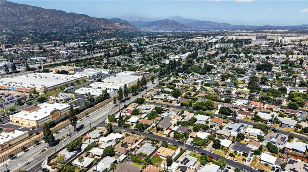 1829 Park Rose Duarte, CA 91010