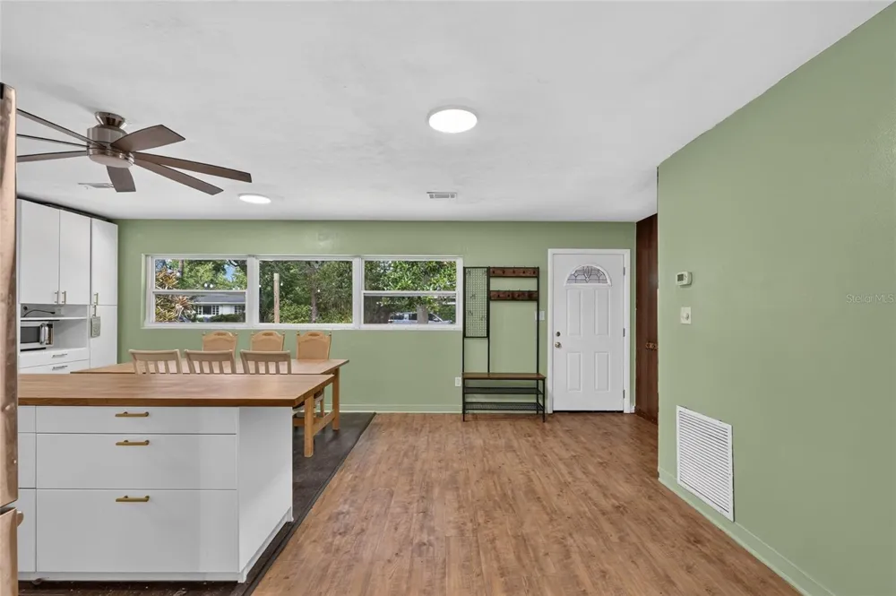 1805 NE 6TH TERRACE Gainesville, FL 32609