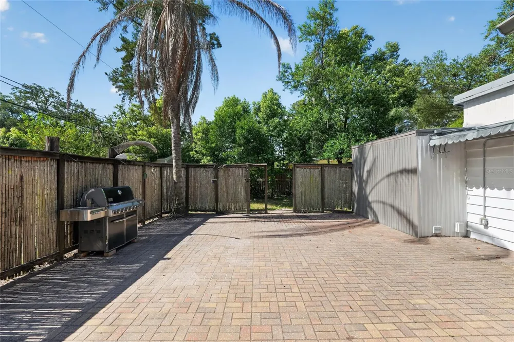 1805 NE 6TH TERRACE Gainesville, FL 32609