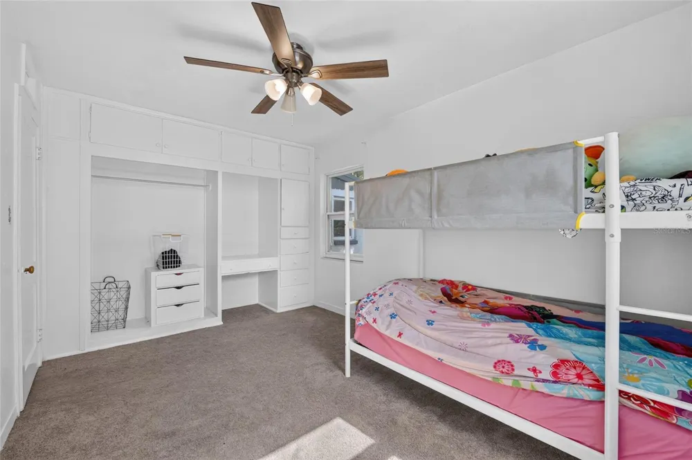 1805 NE 6TH TERRACE Gainesville, FL 32609