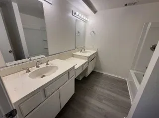 196 Sunny Halo Court Perris, CA 92571