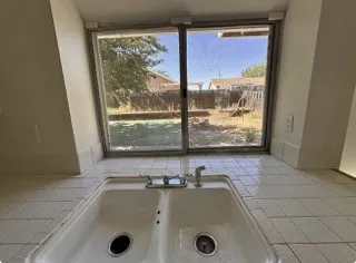 196 Sunny Halo Court Perris, CA 92571