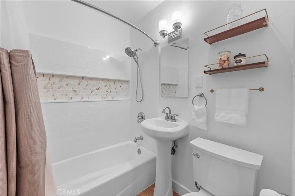 106 S Redwood Avenue Brea, CA 92821