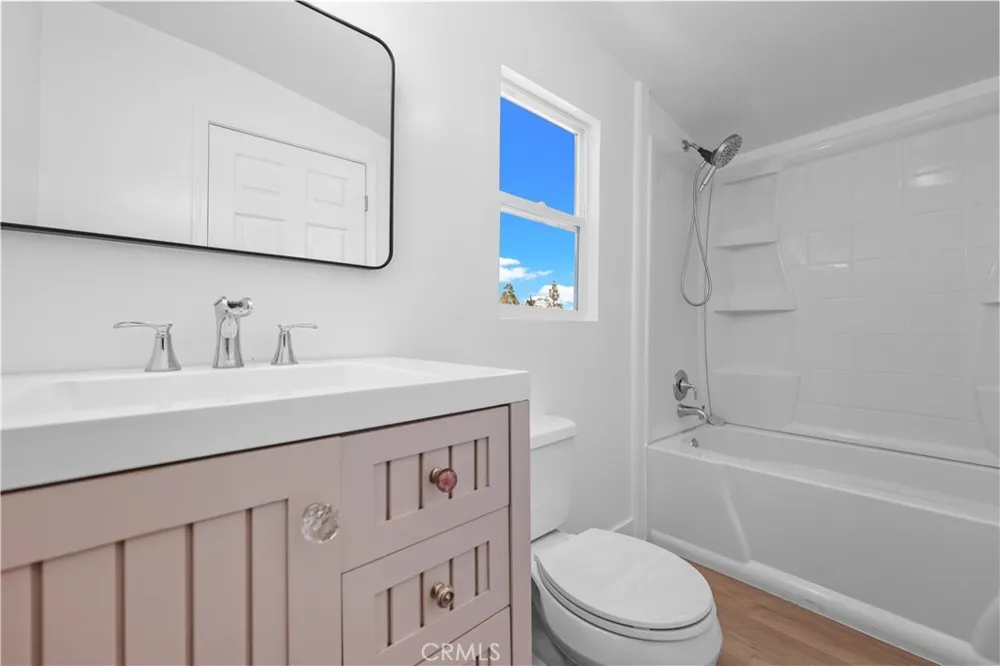 106 S Redwood Avenue Brea, CA 92821