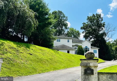 813 CEDAR GROVE ROAD