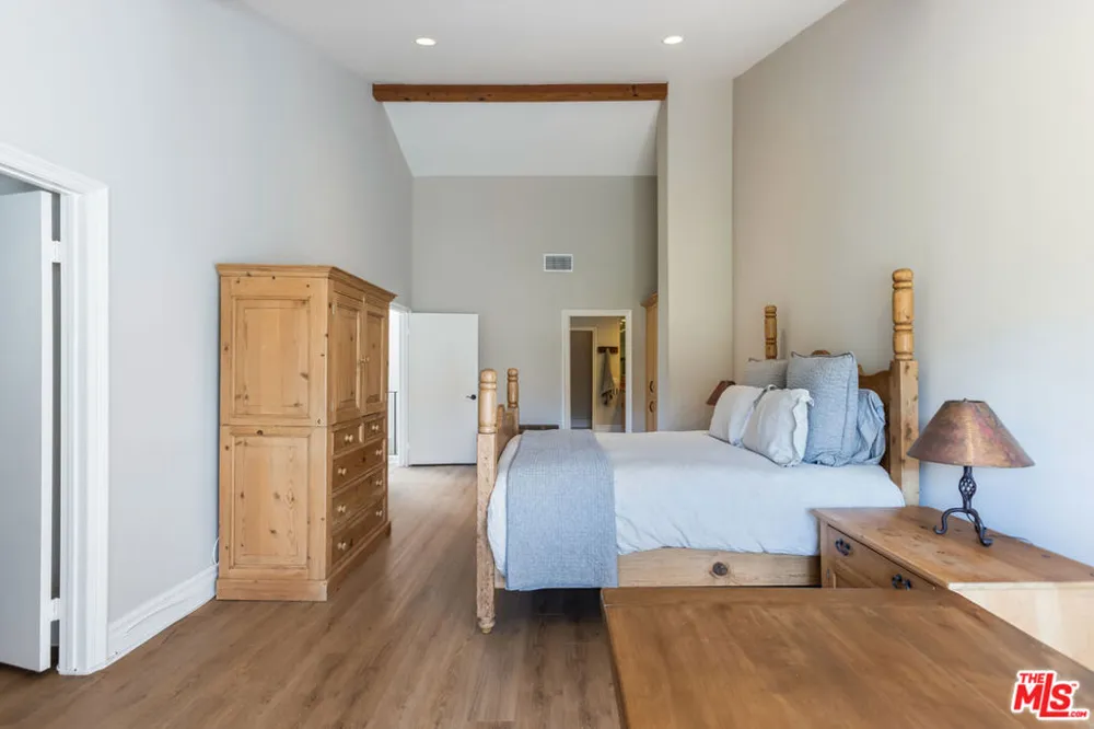 1541 Palisades Drive Pacific Palisades, CA 90272