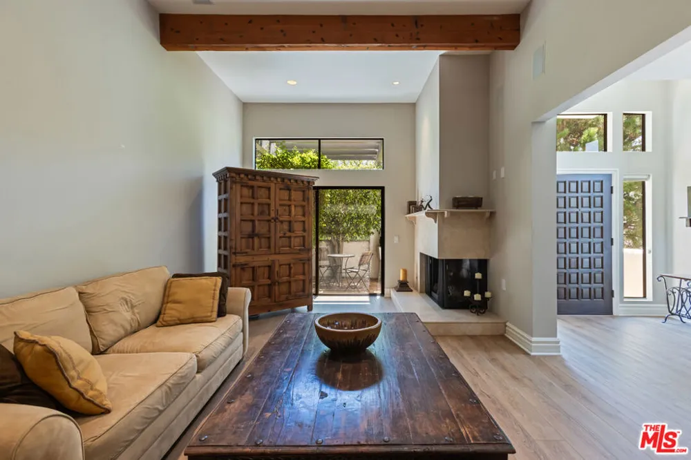 1541 Palisades Drive Pacific Palisades, CA 90272