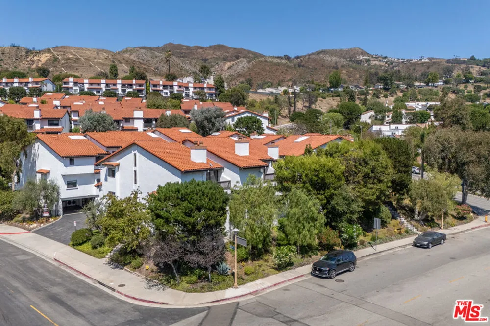 1541 Palisades Drive Pacific Palisades, CA 90272