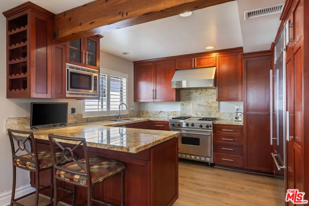 1541 Palisades Drive Pacific Palisades, CA 90272